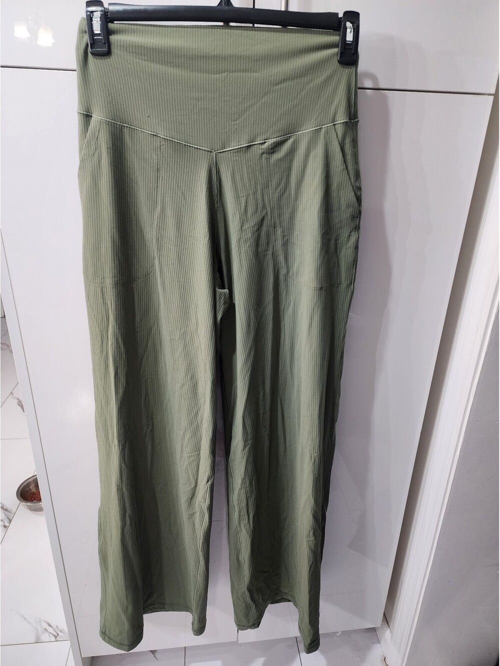 Offline Green Ribbed High-Waisted Wide Leg Pants Size G